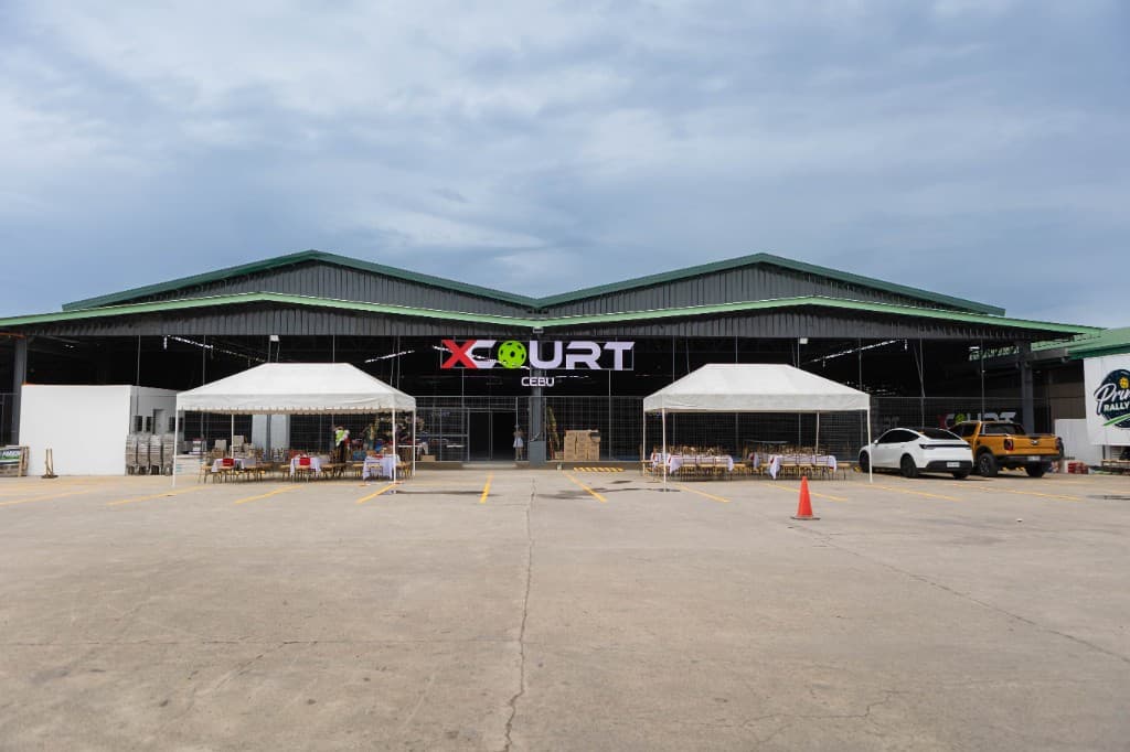 Indoor pickleball courts at X Court Cebu